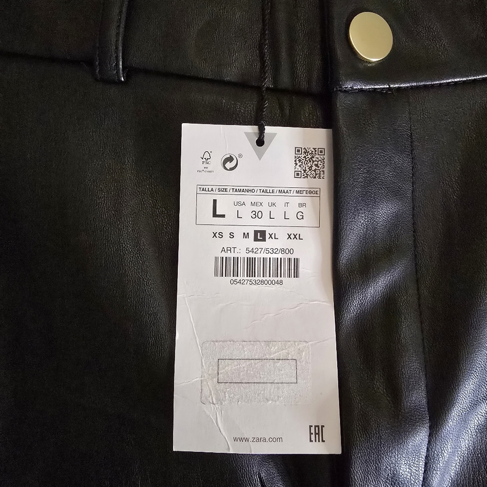Black Leather Women's Leggins - Picture 3 of 5